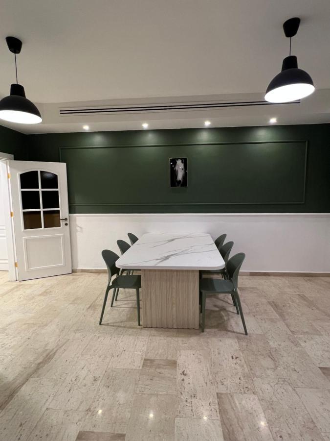 Bedroom Of 200 Square Meters With An Outdoor Terrace Apartment Amman