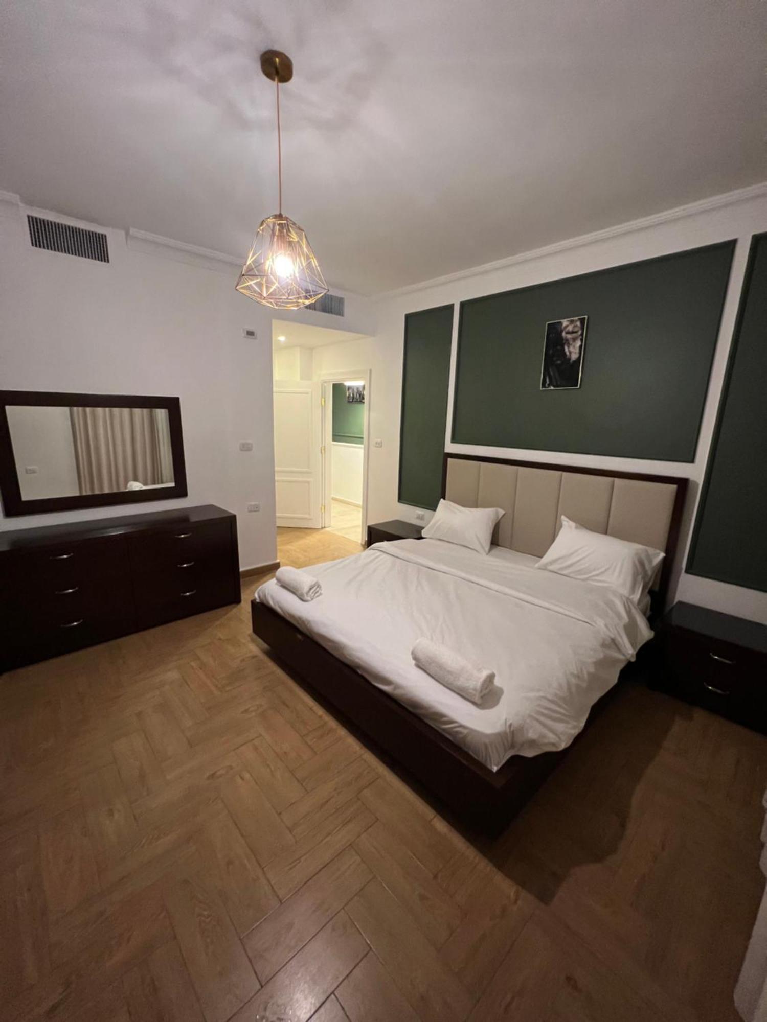 Apartment Bedroom Of 200 Square Meters With An Outdoor Terrace *
